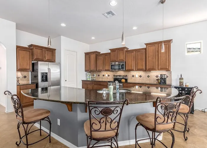 Luxury At Estrella Mountain Ranch