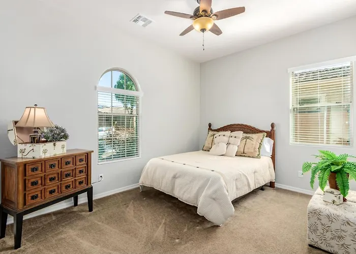 Luxury At Estrella Mountain Ranch