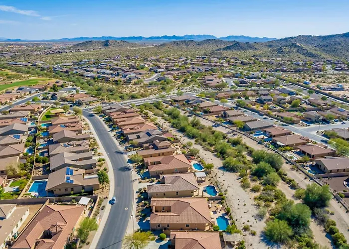 Luxury At Estrella Mountain Ranch