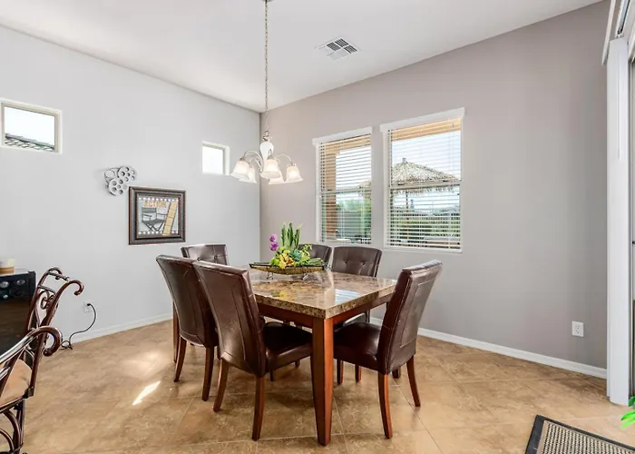 Luxury At Estrella Mountain Ranch