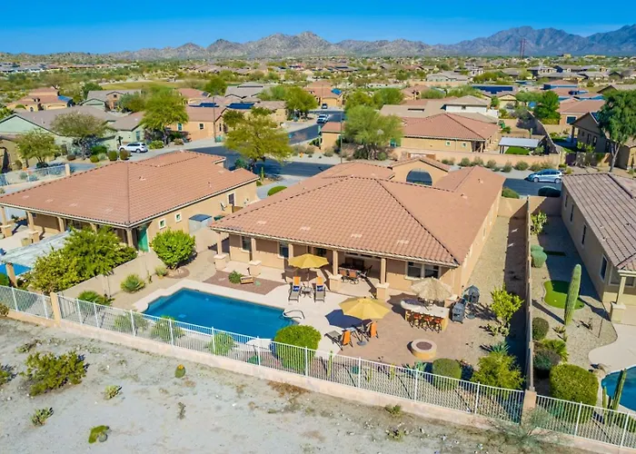 Luxury At Estrella Mountain Ranch Villa
