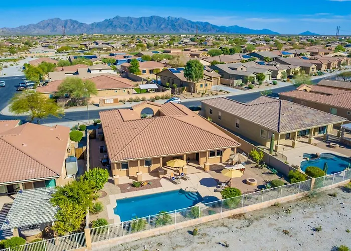 Luxury At Estrella Mountain Ranch Villa